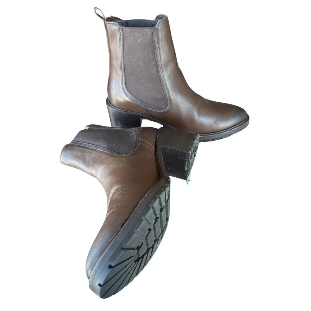 Thursday Boot Co Brown Leather Chelsea Boots Womens 11 Block Heel Lug Sole Ankle
